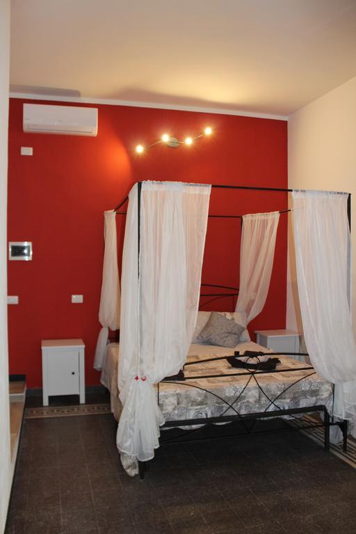 Suite Cagliaritane Notti In Centro Exterior photo